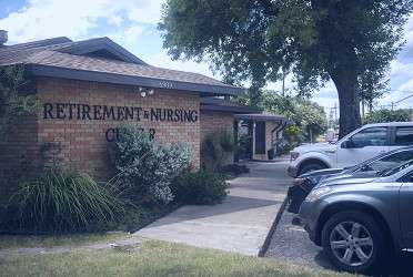 Texas opens up visits for COVID-19 vaccinated nursing home residents | The  Texas Tribune